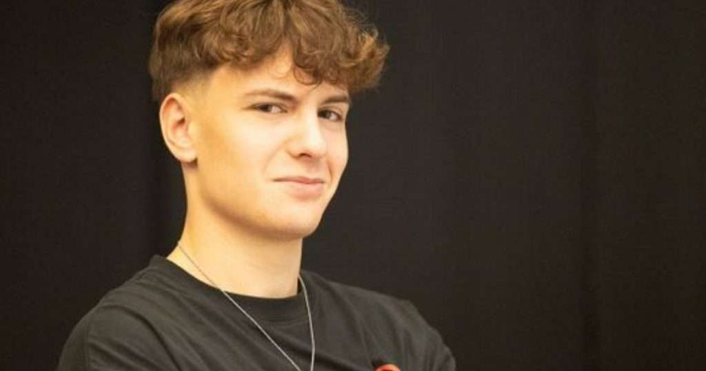 Clix Net Worth 2025: What Is Clix Really Worth? Clix Net Worth 2025 revealed with Fortnite streaming setup, luxury cars, and merchandise — visualizing Cody Conrod’s earnings and lifestyle